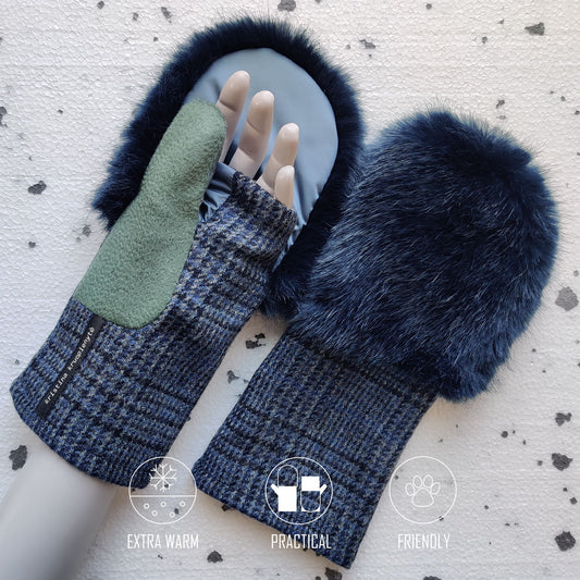Fingerless gloves with faux fur hood CHECKERED  BLUE  + BLUE