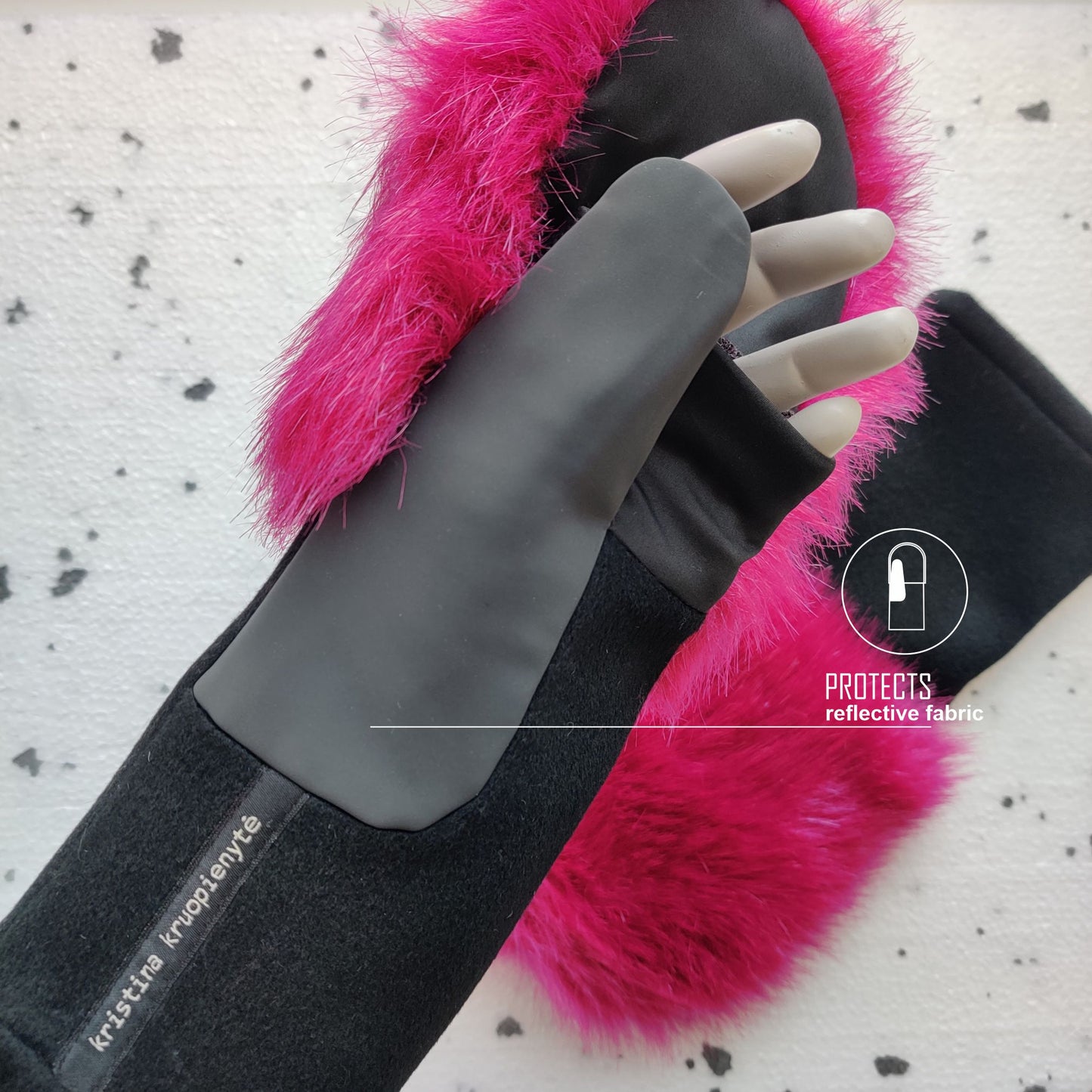 Fingerless gloves with faux fur hood  BLACK + PINK