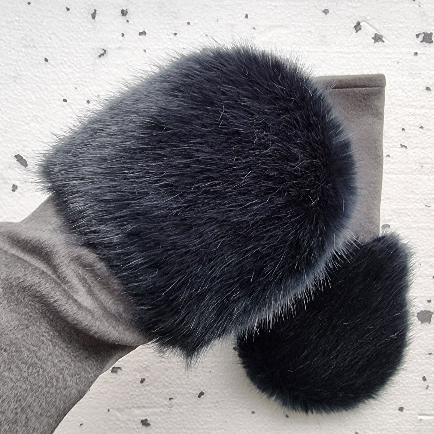 Mittens with faux fur GREY / BLUE