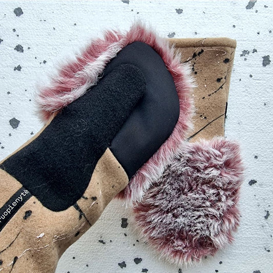 Mittens with faux fur CAMEL / PINK / BLACK