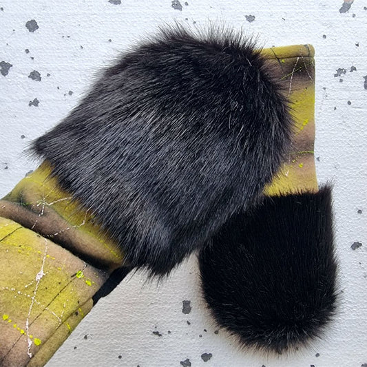 Mittens with faux fur  CAMEL / BLACK