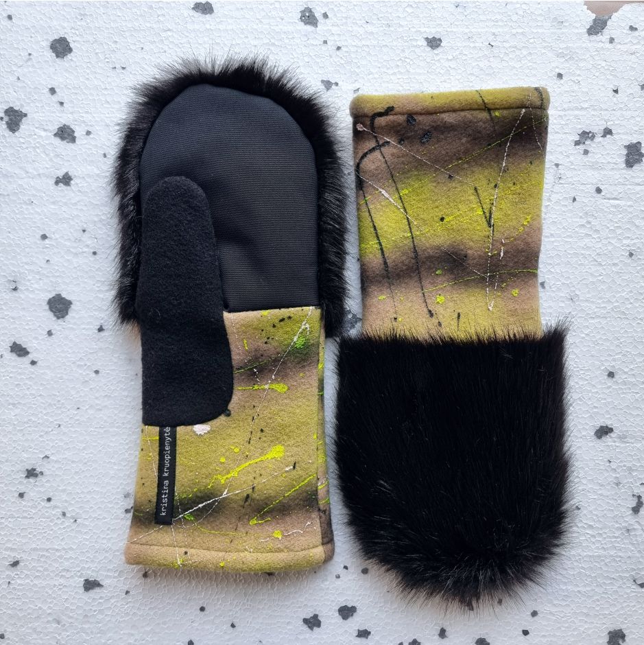 Mittens with faux fur  CAMEL / BLACK