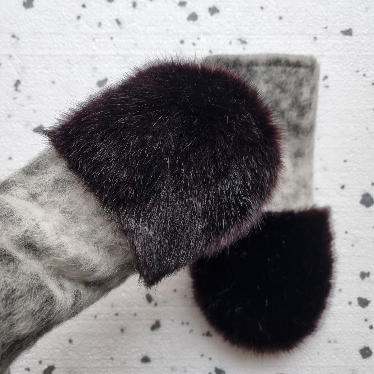 Mittens with faux fur GREY / RASIN BROWN