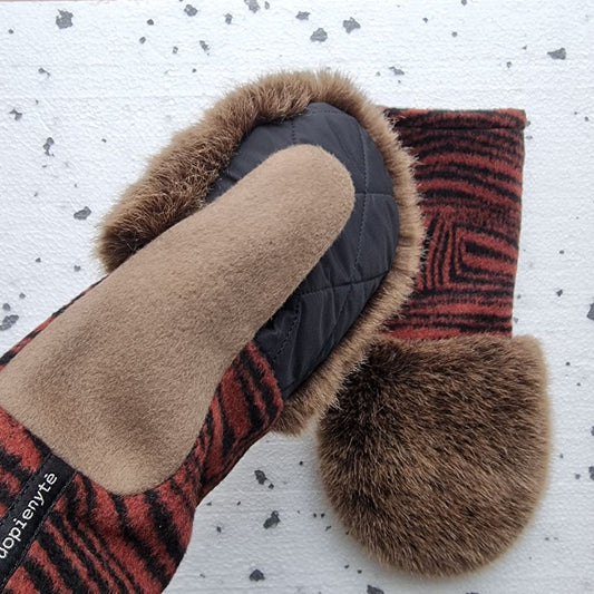 Mittens with faux fur LIGHT BROWN / mahogany RED