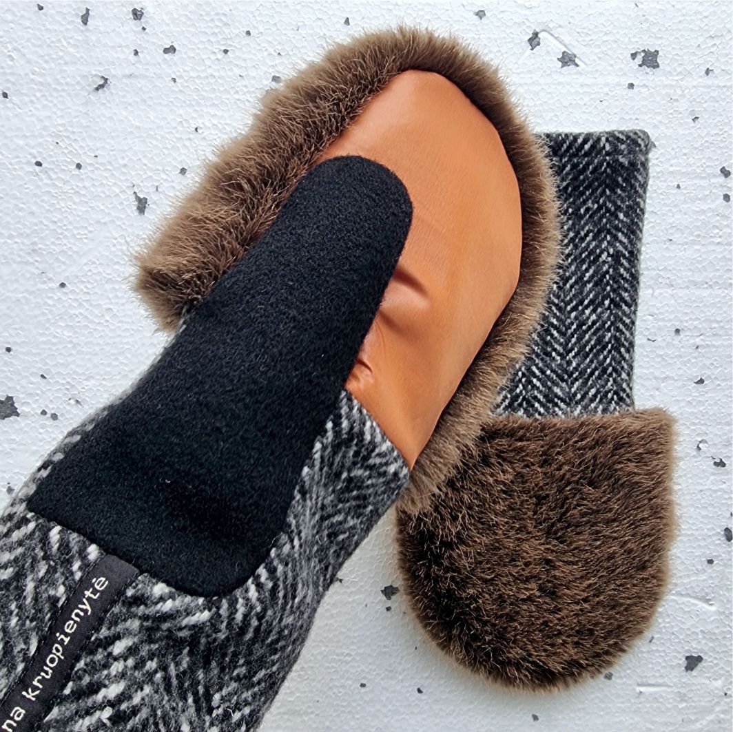 Mittens with faux fur  CAMEL / GINGER / GREY MELANGE