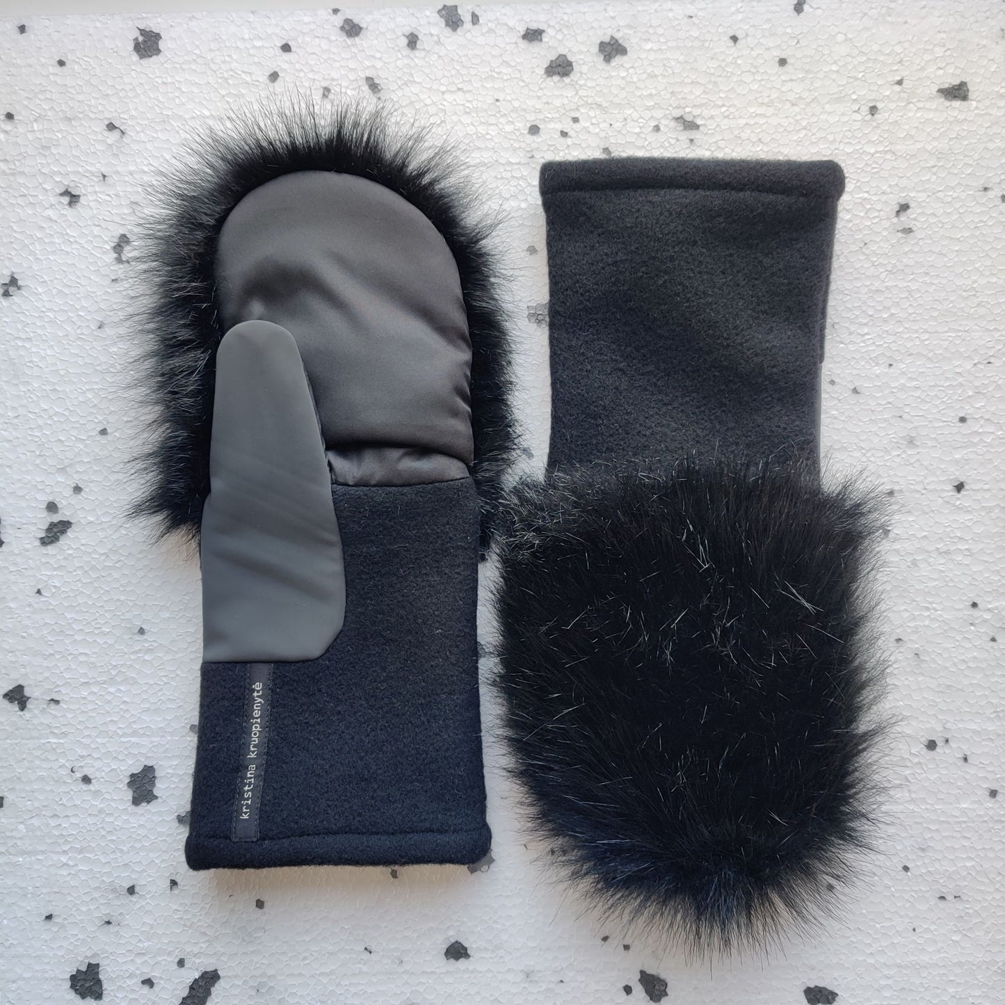 Fingerless gloves with faux fur hood  BLACK